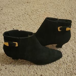 Vintage Enzo black suede heeled boot